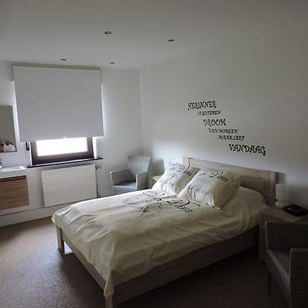B&B Carpe Diem # Texel Maaseik Exterior foto