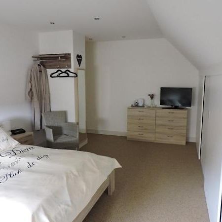 B&B Carpe Diem # Texel Maaseik Exterior foto